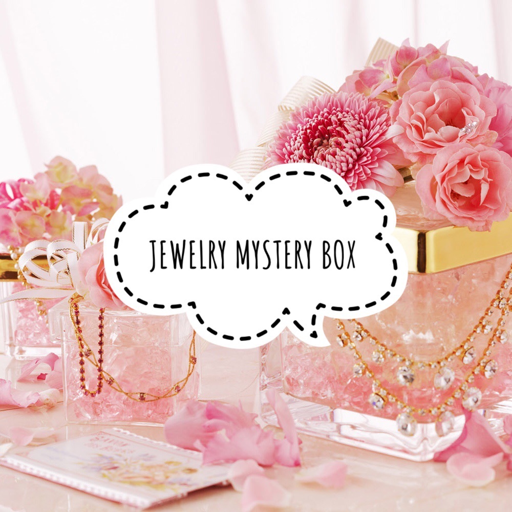 8 PIECES MYSTERY BOX JEWELRY NEW WITH TAG